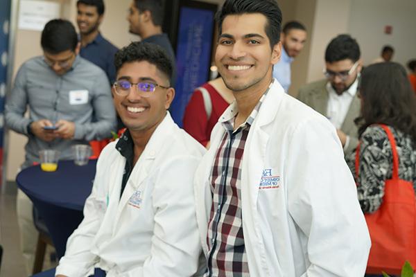 Students at the FAU Schmidt College of Medicine